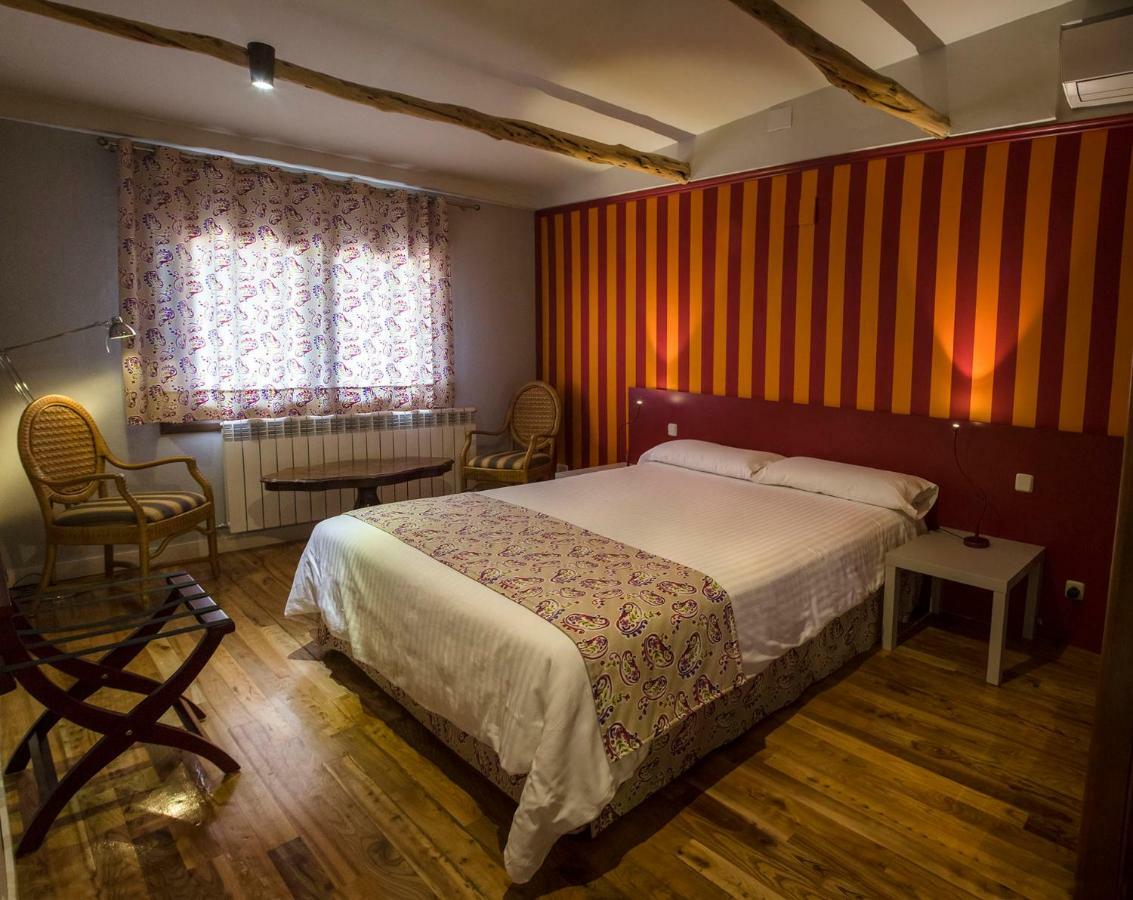 Apartamentos Rurales De La Sexma Del Sabinar Corduente Dış mekan fotoğraf