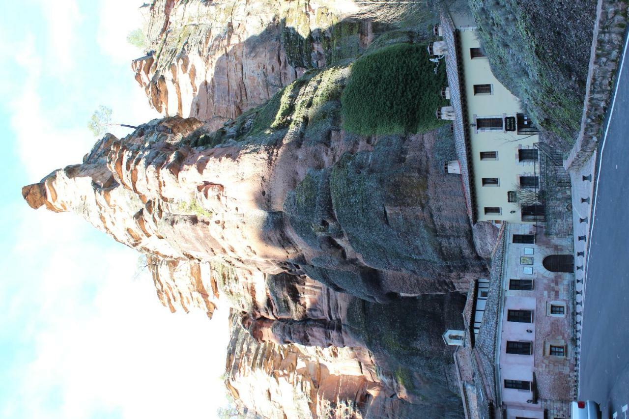 Apartamentos Rurales De La Sexma Del Sabinar Corduente Dış mekan fotoğraf