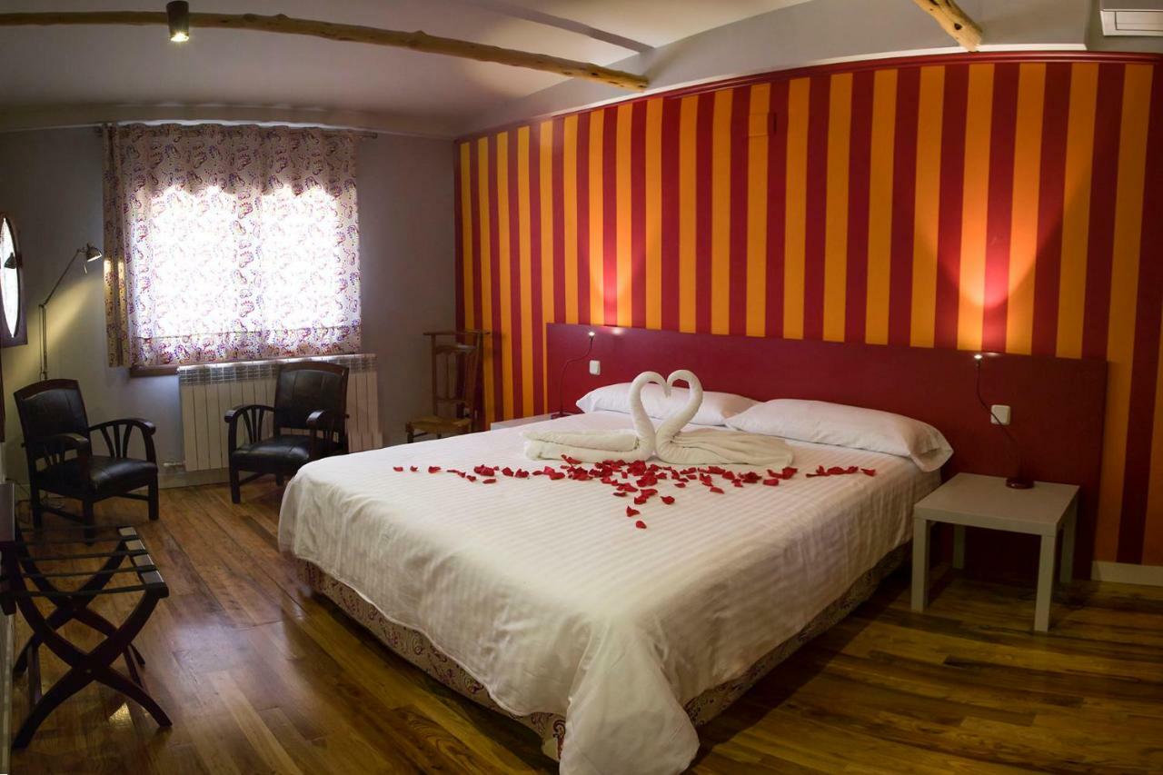Apartamentos Rurales De La Sexma Del Sabinar Corduente Dış mekan fotoğraf